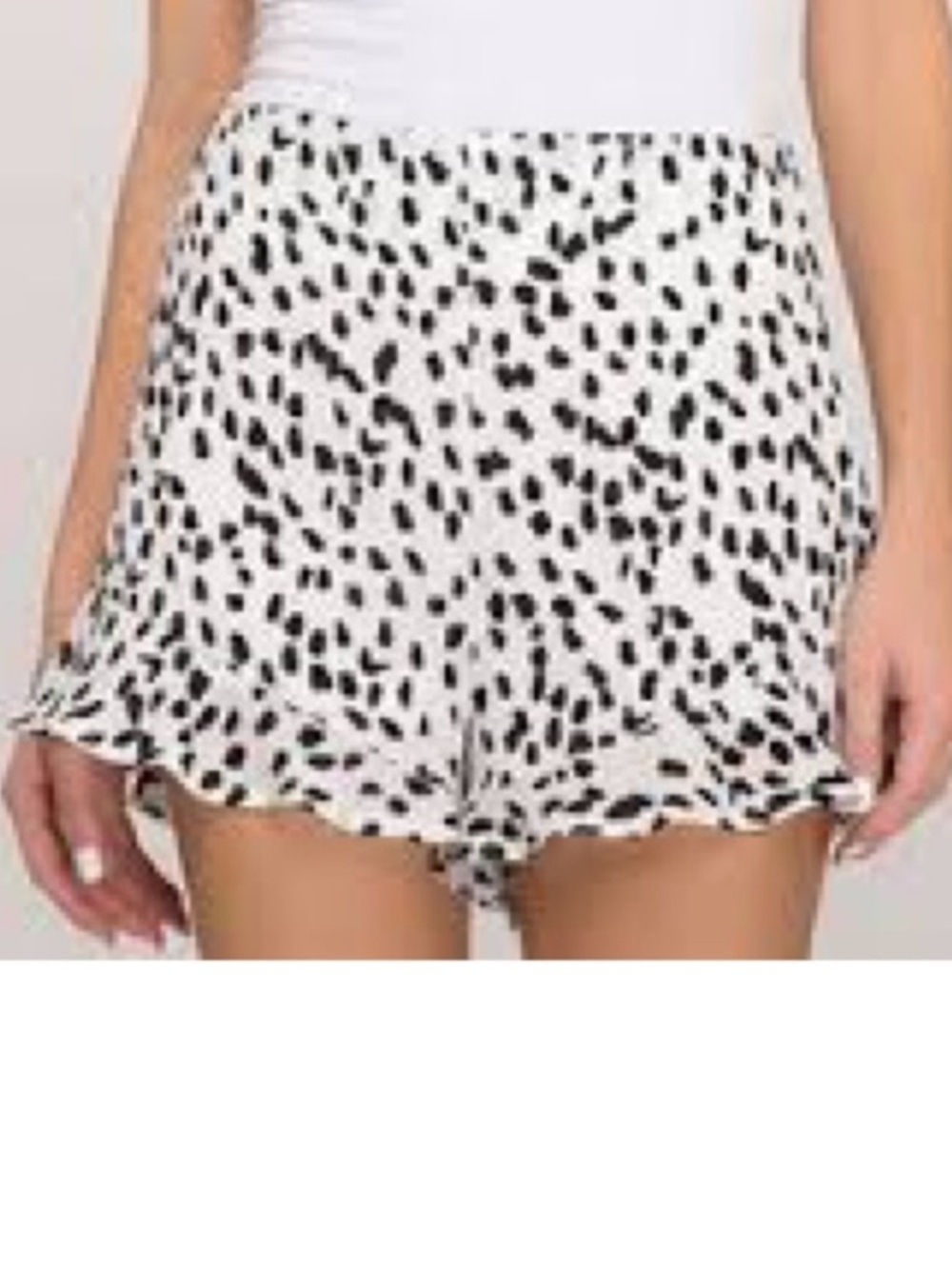She + Sky Black and White Spotted Shorts Size Small